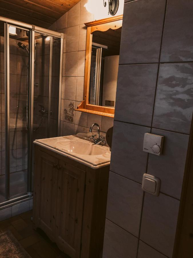 Kuhlinarik Apartment Prama Esterno foto